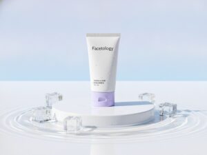 (90)NA18241703027 Facetology Triple Care Sunscreen For Oily Skin SPF 40